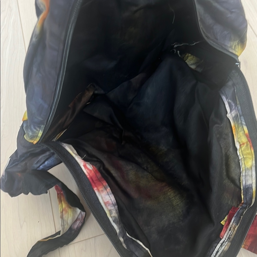 Tie-Dye Backpack - Picture 6 of 9